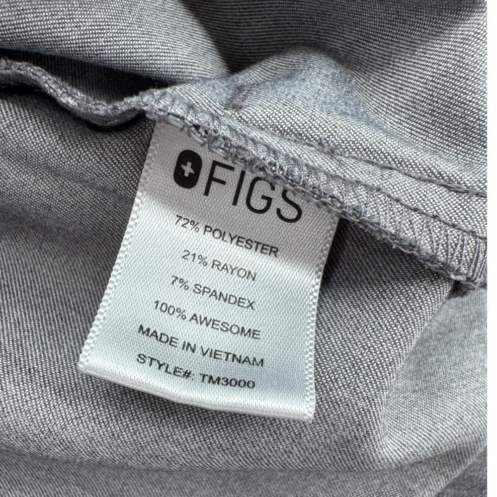 FIGS Scrub Top Mens Small Charcoal Gray Excellent TM3000 V-Neck Technical Top